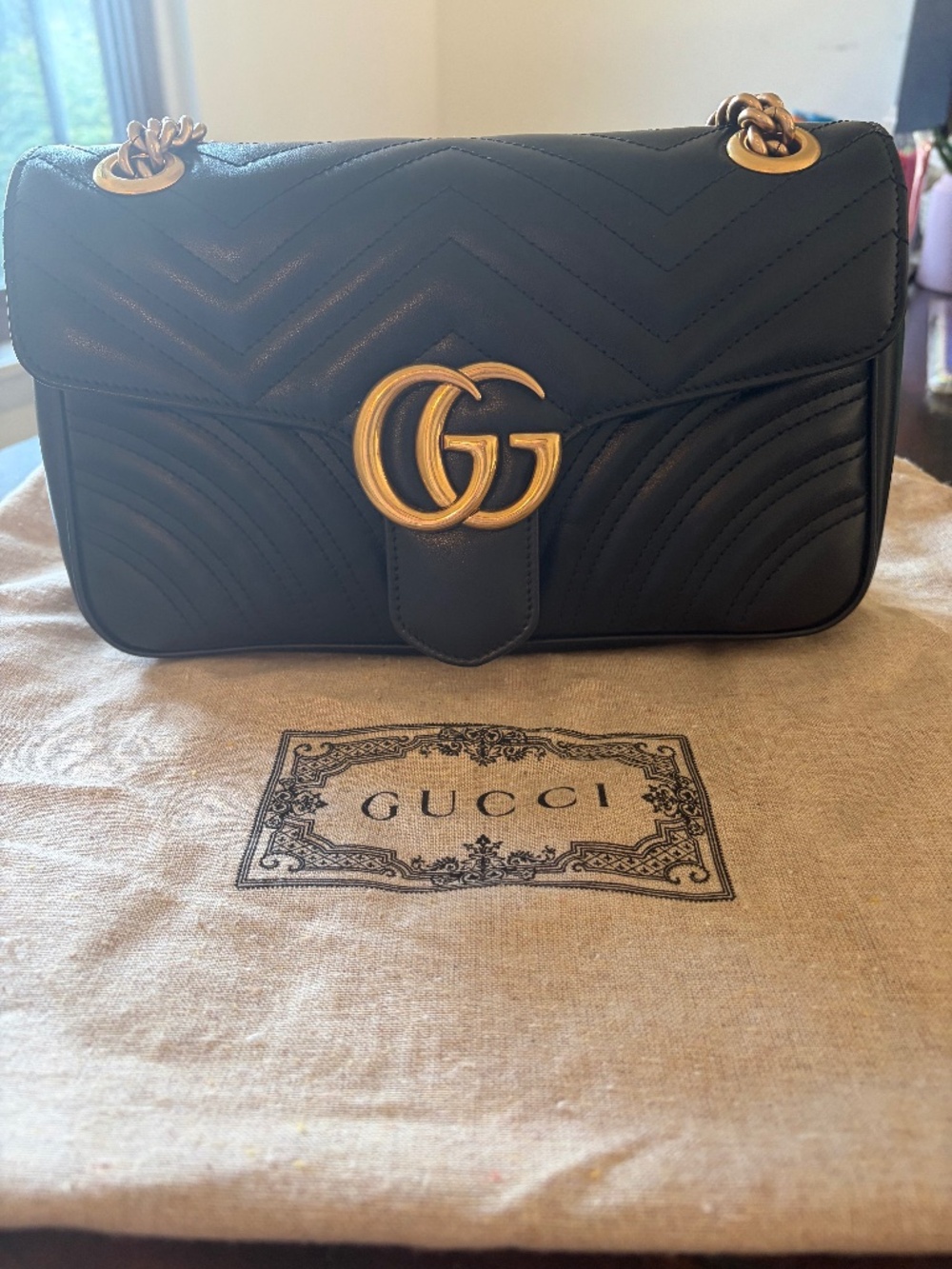 Gucci GG Marmont Medium Matelasse Shoulder Bag